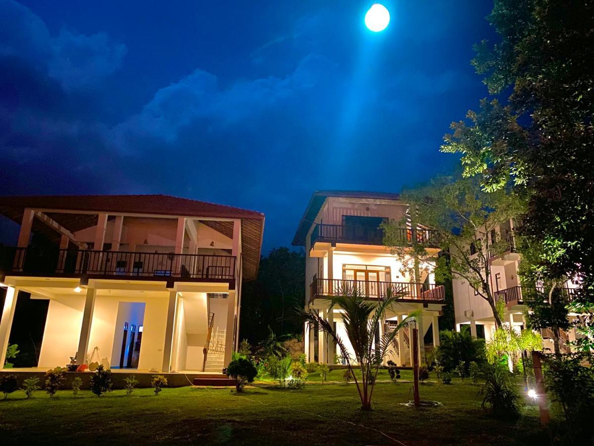 Ashansa Lagoon Resort Tangalle Exteriör bild
