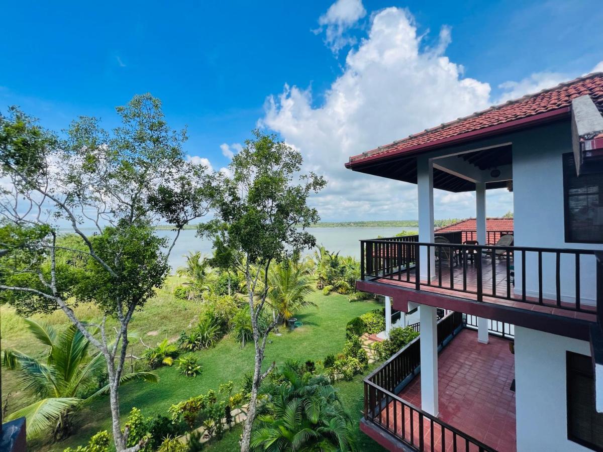 Ashansa Lagoon Resort Tangalle Exteriör bild