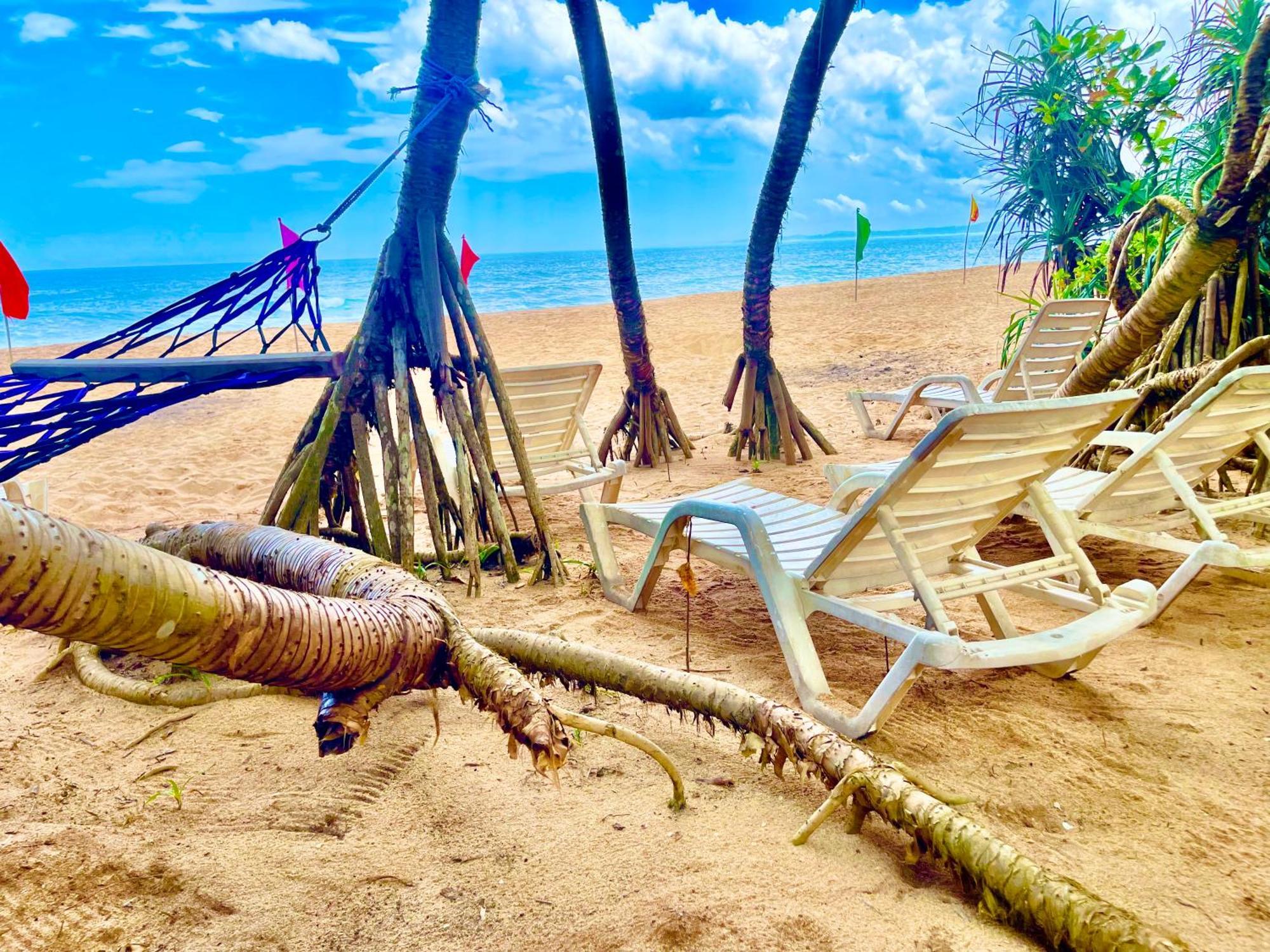 Ashansa Lagoon Resort Tangalle Exteriör bild