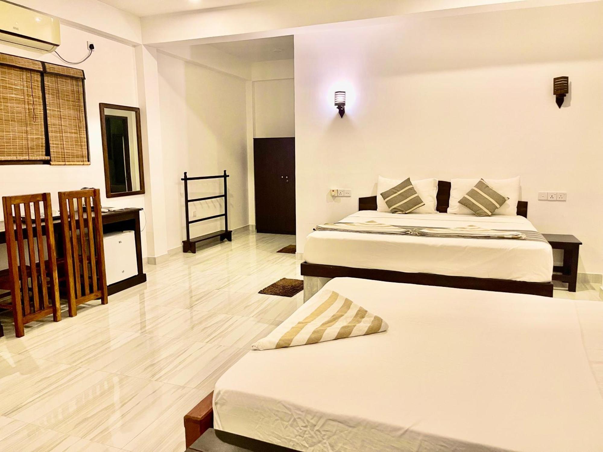 Ashansa Lagoon Resort Tangalle Exteriör bild