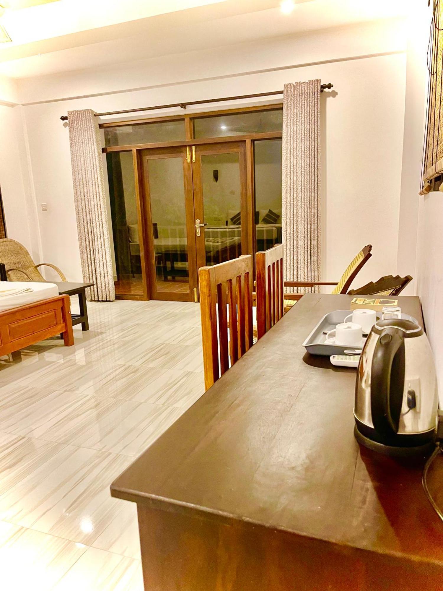 Ashansa Lagoon Resort Tangalle Exteriör bild