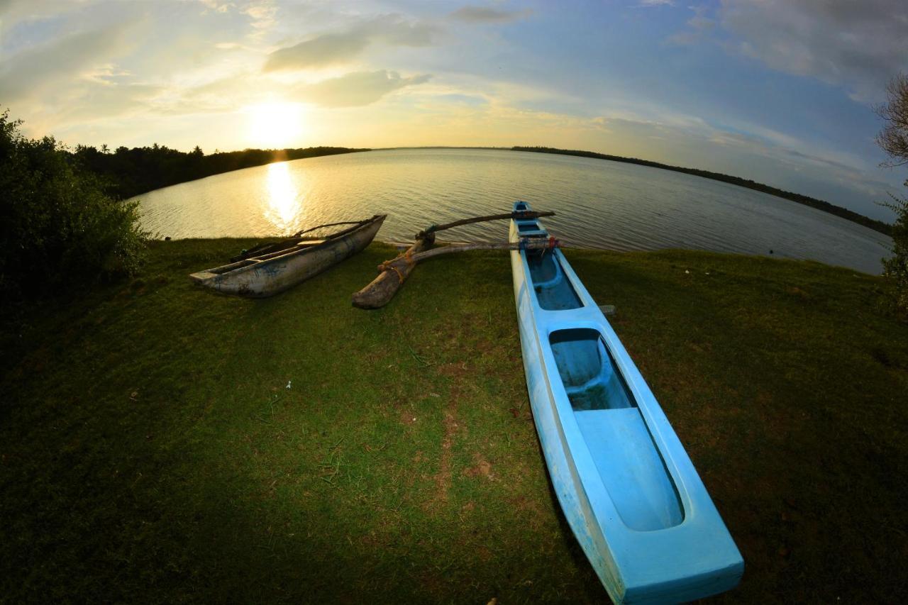 Ashansa Lagoon Resort Tangalle Exteriör bild