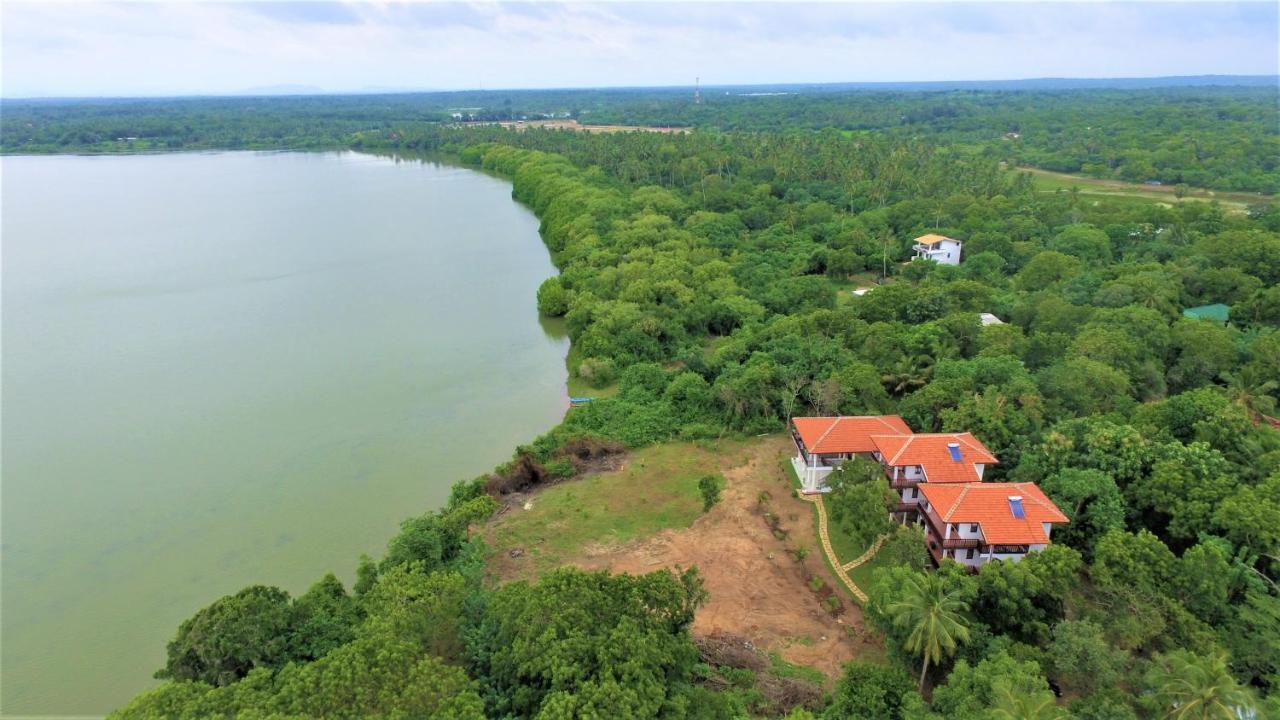 Ashansa Lagoon Resort Tangalle Exteriör bild