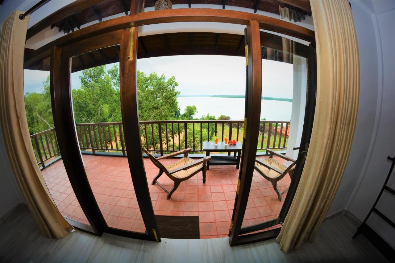 Ashansa Lagoon Resort Tangalle Exteriör bild